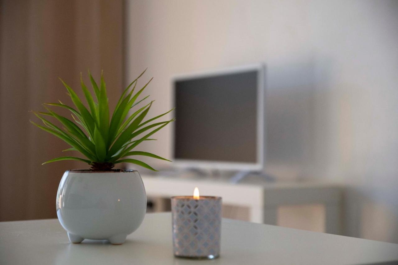 Studio terrasse Montpellier - Parking privé - Proche ligne 1 Exteriör bild